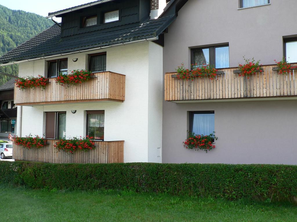 Apartments And Holiday Home Grohar Kranjska Gora Kamer foto