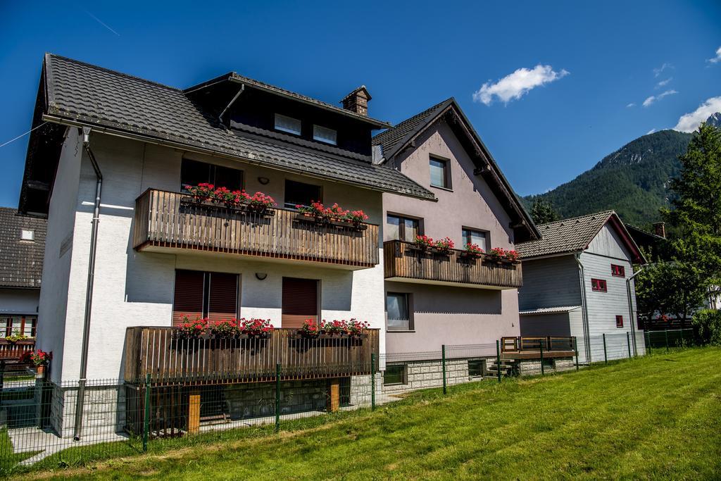 Apartments And Holiday Home Grohar Kranjska Gora Buitenkant foto